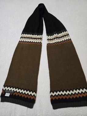 Madison Black, Brown & Cream Patterned Knit Scarf
